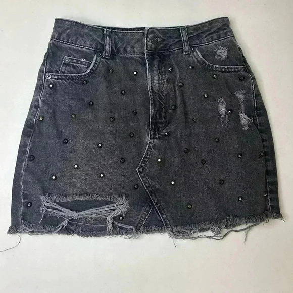 Topshop Moto Studded Denim Distressed Raw Hem Mini Skirt 4 - Picture 1 of 5